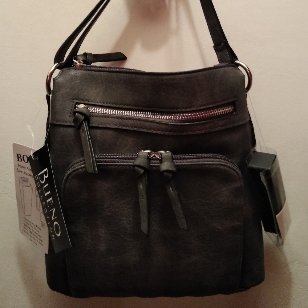 NWT Bueno Collections Bag W/ Power Bank & Cord